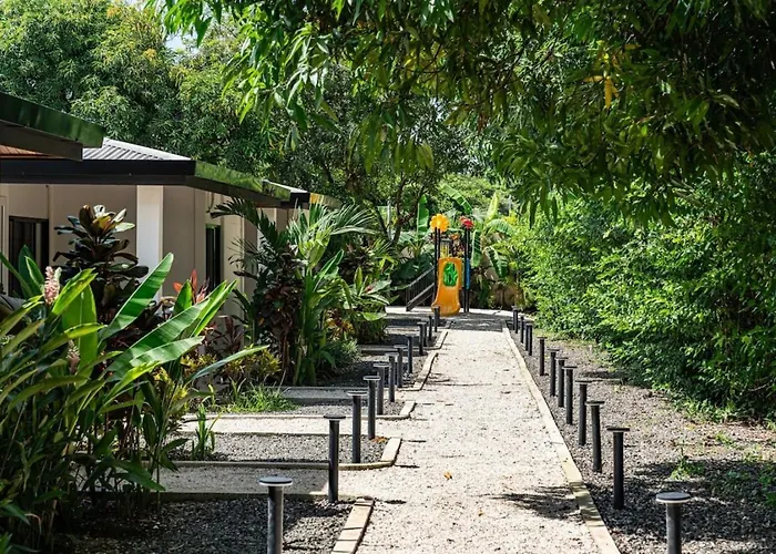 Encano Boutique Community - Modern In Tropical Community - Tamarindo Apartamento Villarreal