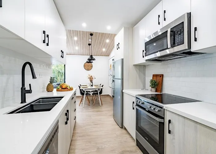 Encano Boutique Community - Modern In Tropical Community - Tamarindo Villarreal