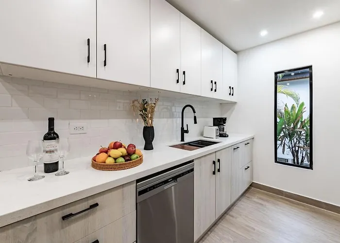 Encano Boutique Community - Modern In Tropical Community - Tamarindo Apartamento Villarreal